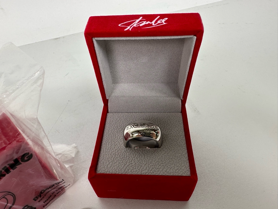 The Stan Lee Collection Excelsior Ring Size 10 [Photo 5]