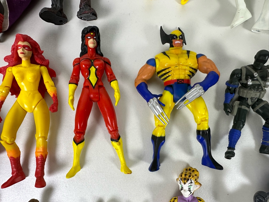 Collection Of Vintage Action Figures X-Men, Star Wars, Marvel, Pokemon - See Photos [Photo 13]