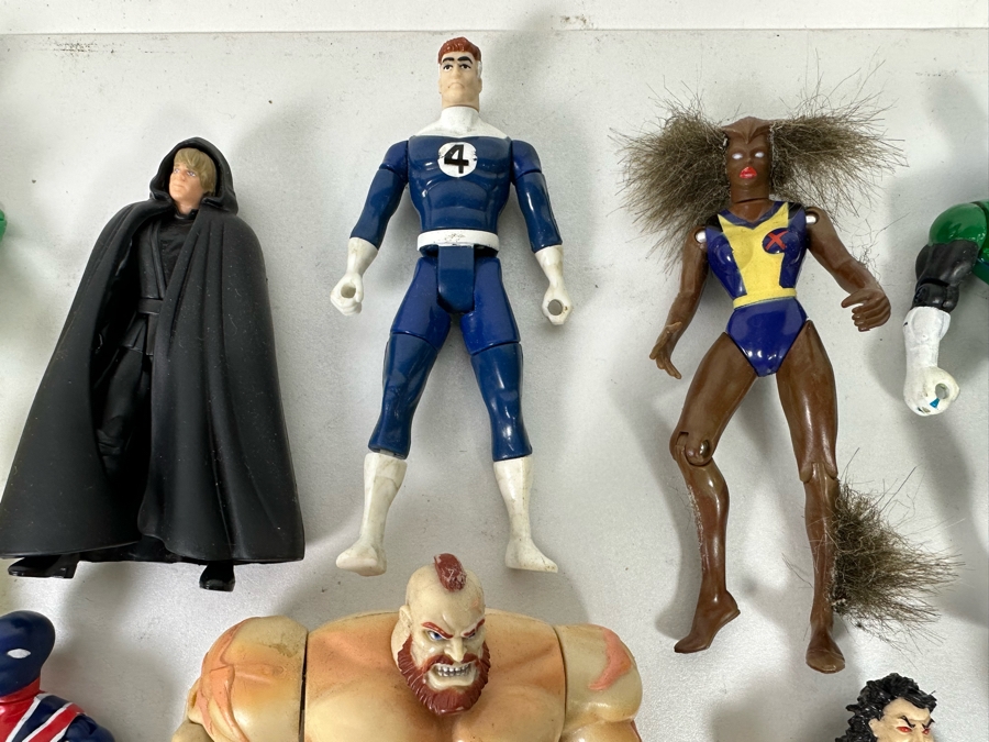 Collection Of Vintage Action Figures X-Men, Star Wars, Marvel, Pokemon - See Photos [Photo 5]