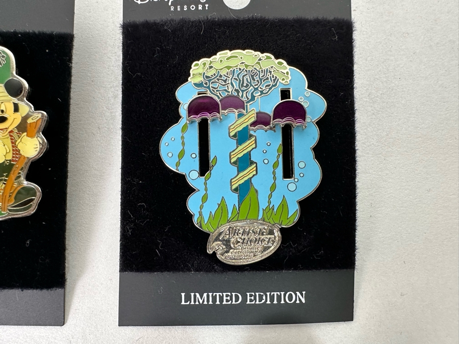 Fifteen Vintage Disney Trading Pins New On Cards [Photo 4]