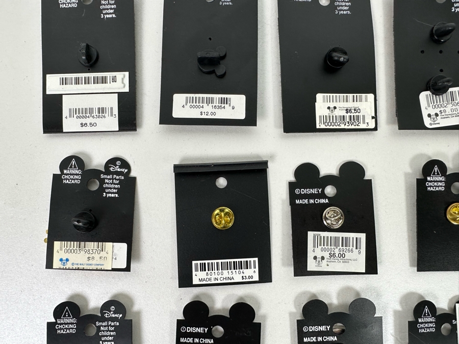 Twenty Vintage Disney Trading Pins New On Cards [Photo 19]