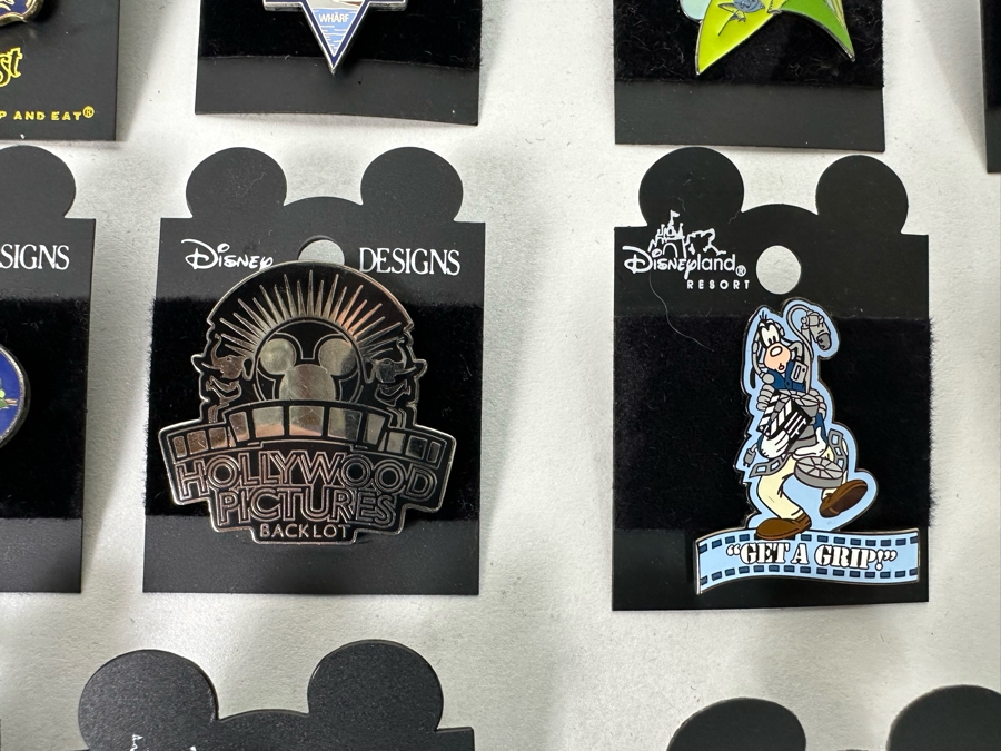 Twenty Vintage Disney Trading Pins New On Cards [Photo 13]