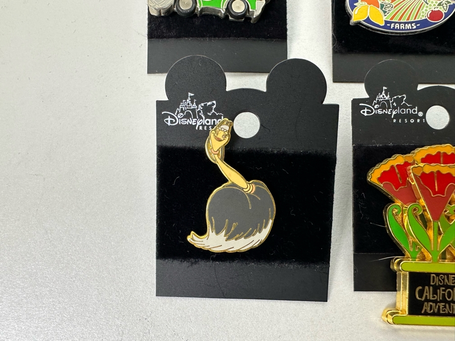 Twenty Vintage Disney Trading Pins New On Cards [Photo 17]