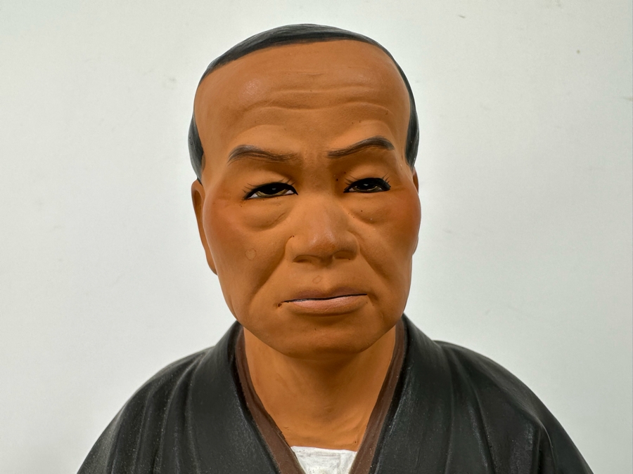 Vintage Japanese Hakata Urasaki Hand Painted Ceramic Doll Figurine Seated Man 8W X 12.5H [Photo 5]