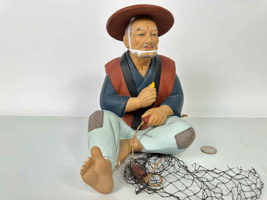 Vintage Japanese Hakata Urasaki Hand Painted Ceramic Doll Figurine Man With Fishing Net 6W X 8.5H [Photo 2]