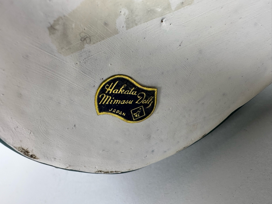 Vintage Japanese Hakata Urasaki Hand Painted Ceramic Doll Figurine Seated Man 5W X 7H [Photo 14]