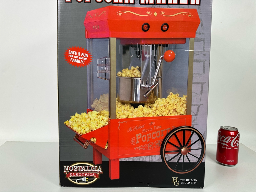 Old Fashioned Kettle Popcorn Maker By Nostalgia Electrics   53731 94p1 