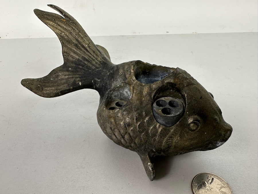 Vintage Japanese Ikebana Flower Frog Koi Fish 6.5W x 4D x 3H [Photo 3]