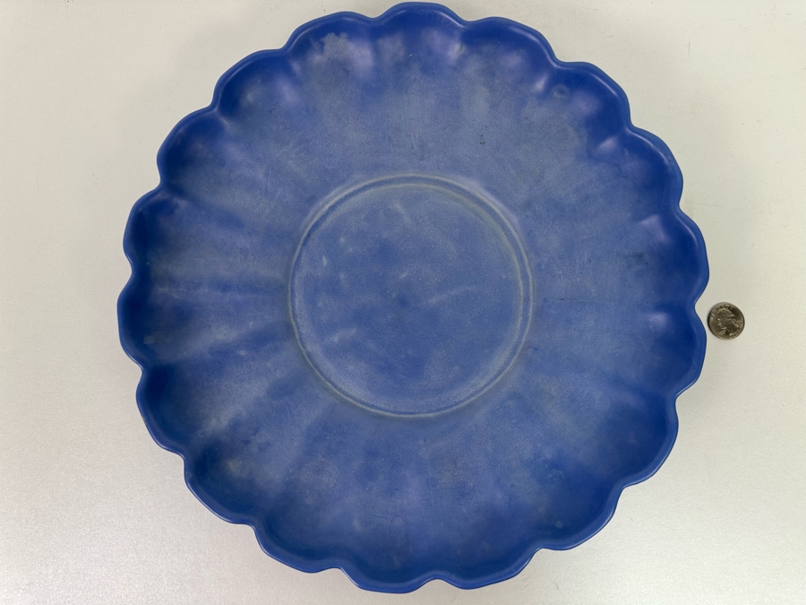 14' Catalina Island Pottery Scalloped Edge Plate [Photo 3]