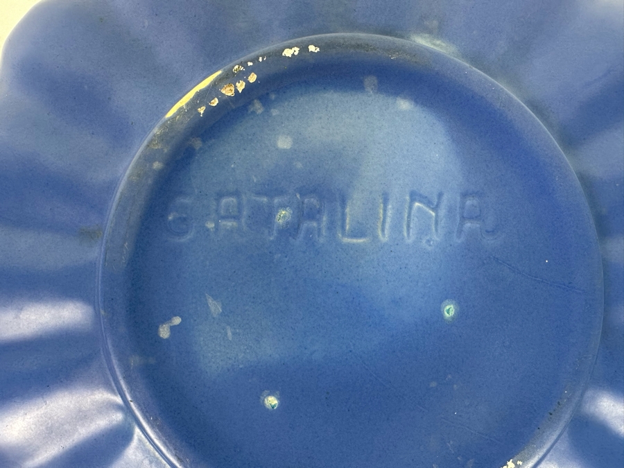 14' Catalina Island Pottery Scalloped Edge Plate [Photo 6]