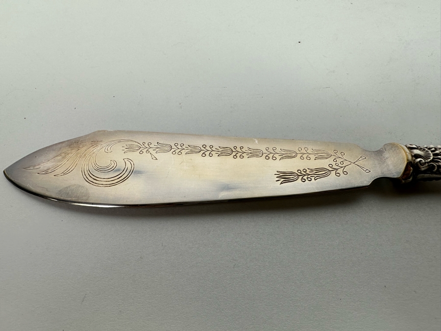 Ambassador Cutlery Pair of Knives and Bacon Fork all with Sterling Silver Handles [Photo 9]