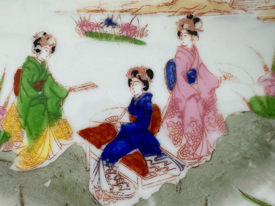 9.5' Hand Painted Signed Japanese Porcelain Plate [Photo 5]