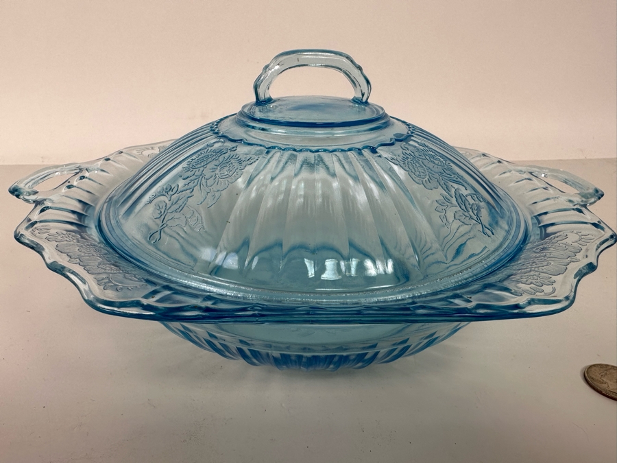 Blue Hocking Glass Mayfair Covered Vegetable Bowl with Lid 12W x 5H [Photo 5]