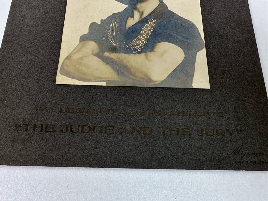 A Pictorial History of Westerns by Michael Parkinson and Clyde Jeavons Hardback Book Plus Actor Portrait Photograph Of William Desmond As Miles Chilcote 'The Judge And The Jury' And Red Ryder Photograph [Photo 6]