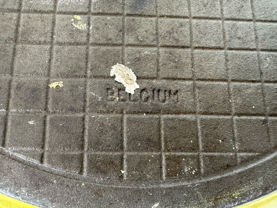 Descoware Belgium Mustard Yellow 3.5 Quart Casserole Cast Iron and Enamel Cookware 14W x 5.5H [Photo 8]