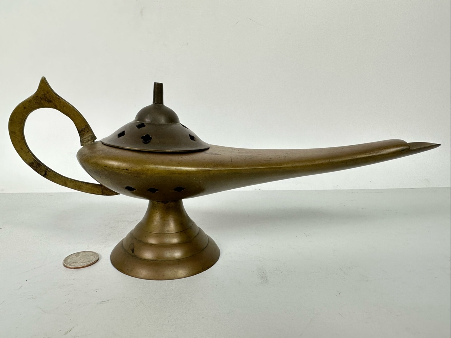 Vintage Bronze Brass Oil Lamp 12W X 4D X 5H [Photo 2]