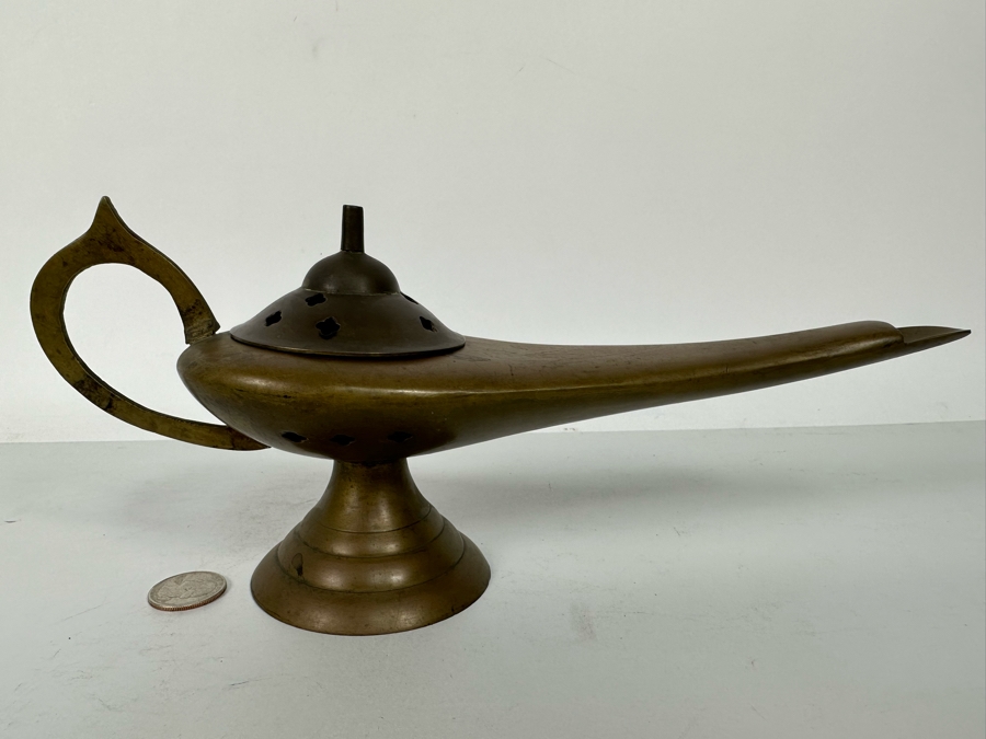 Vintage Bronze Brass Oil Lamp 12W X 4D X 5H [Photo 3]