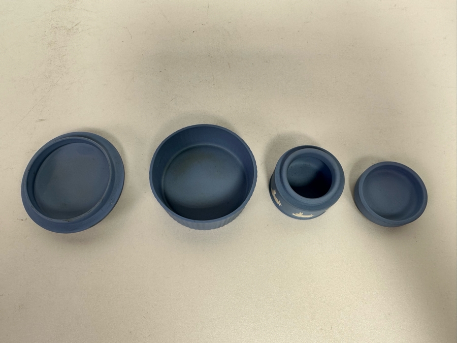 Pair Of Vintage Wedgwood Porcelain Boxes 2.5R And 1.5R [Photo 8]