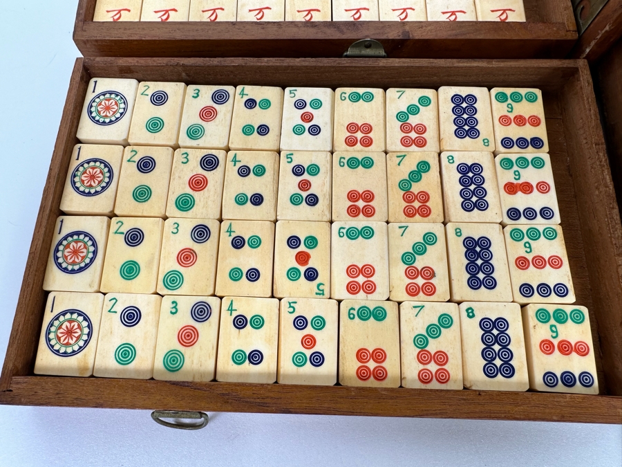 Antique Chinese Mahjong Mah-Jongg Set Bamboo And Bone Tiles With Wooden 5-Drawer Box (Front Left Of Box Is Missing Wooden Piece) 1923 Patent Date [Photo 4]
