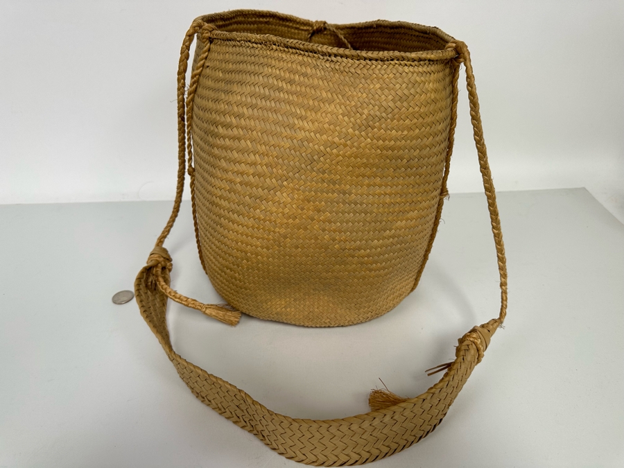 Vintage Handmade Woven Mexican Tortilla Basket Handbag With Strap 10W X 11H [Photo 3]