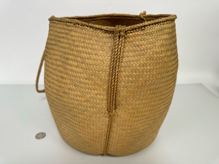 Vintage Handmade Woven Mexican Tortilla Basket Handbag With Strap 10W X 11H [Photo 7]