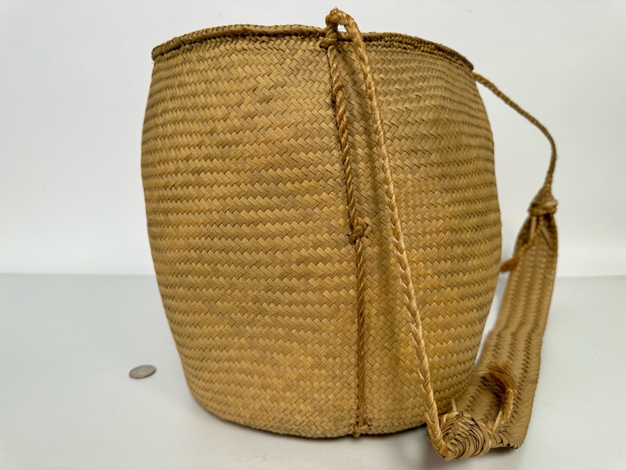 Vintage Handmade Woven Mexican Tortilla Basket Handbag With Strap 10W X 11H [Photo 10]