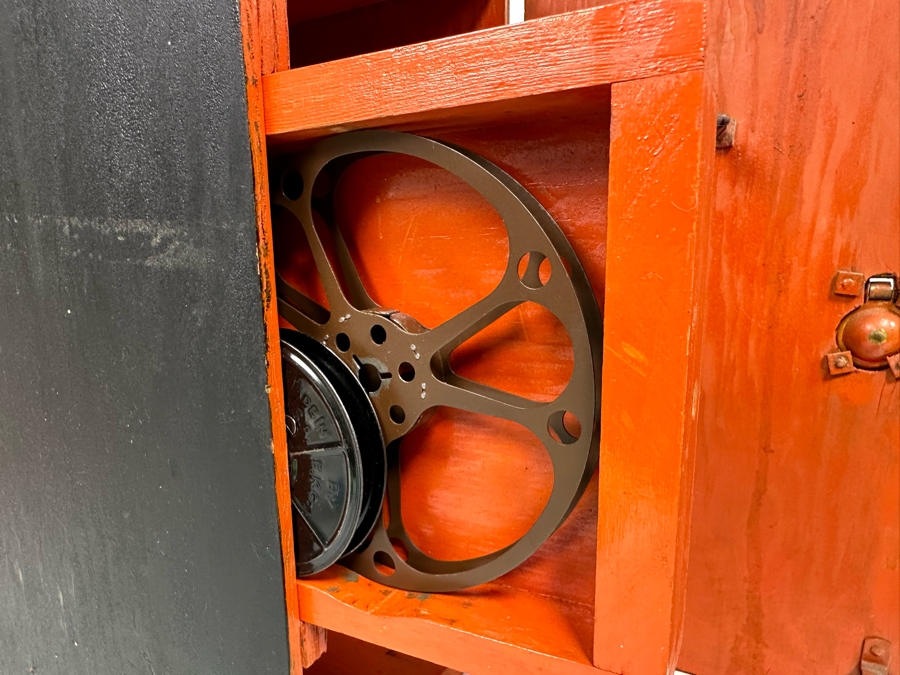 Vintage Kodascope Eight Model 25 Eastman Kodak Co Film Projector With Case 12W X 7D X 13H [Photo 13]