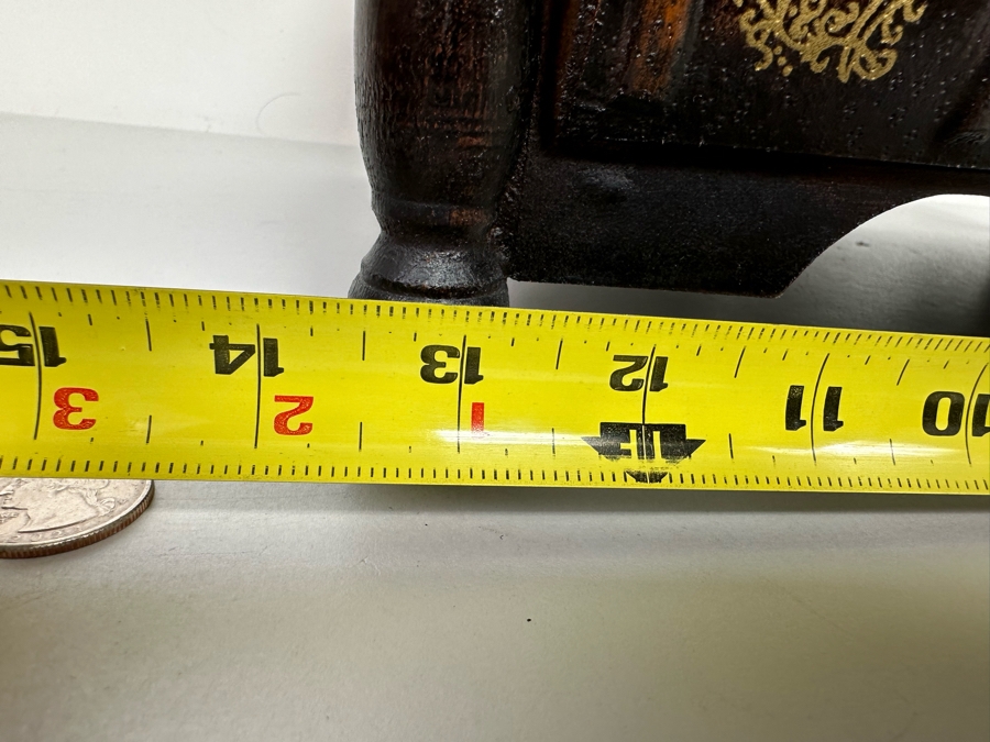 Book Themed Floor Magazine Rack 14W X 10D X 14H [Photo 7]