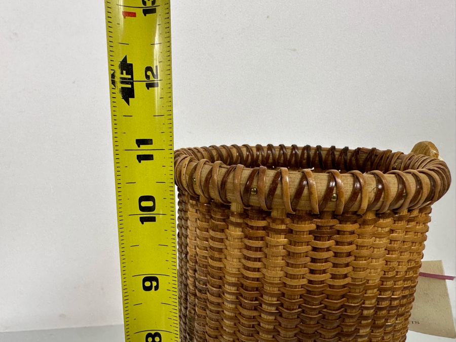 Nantucket Basket Handmade Woven Wine Bottle Basket Carrier 11H Retails $80 [Photo 9]