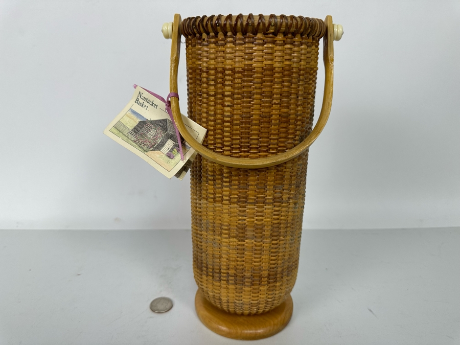 Nantucket Basket Handmade Woven Wine Bottle Basket Carrier 11H Retails $80 [Photo 2]