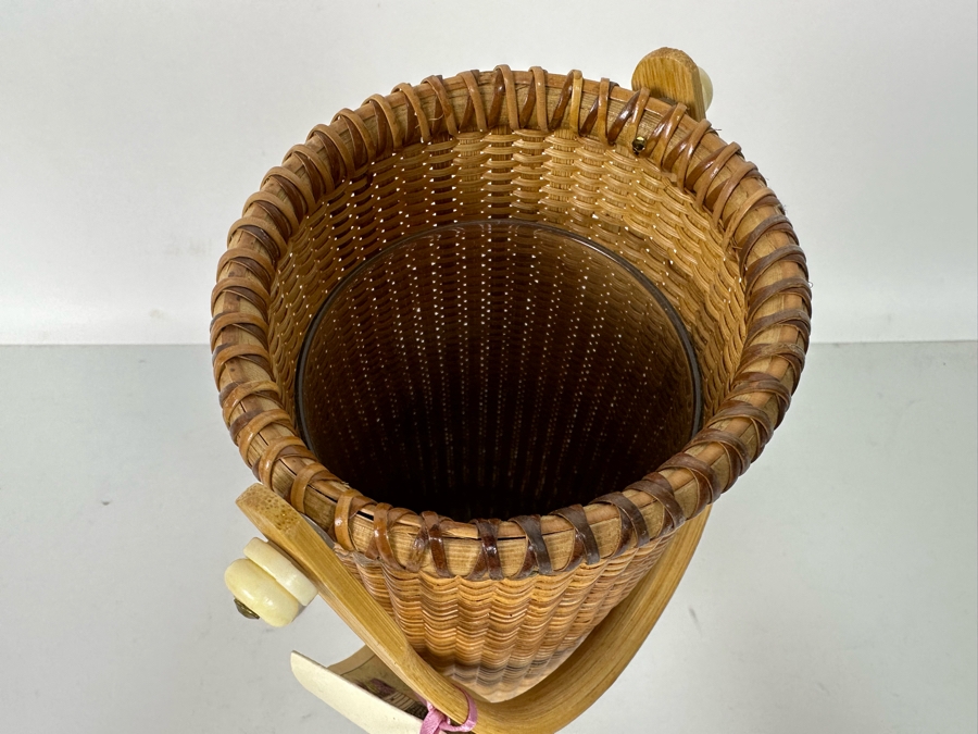 Nantucket Basket Handmade Woven Wine Bottle Basket Carrier 11H Retails $80 [Photo 7]