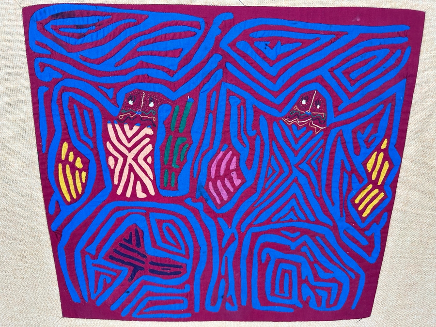 Nicely Framed Vintage Handmade Mola Textile From Panama 17 X 16 Framed 27 X 26 [Photo 5]