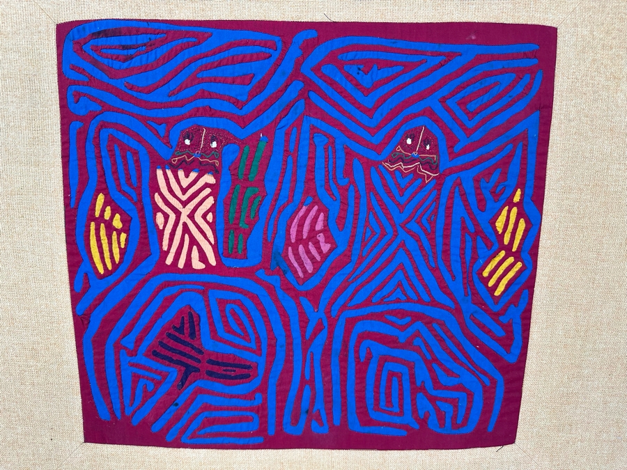 Nicely Framed Vintage Handmade Mola Textile From Panama 17 X 16 Framed 27 X 26 [Photo 4]