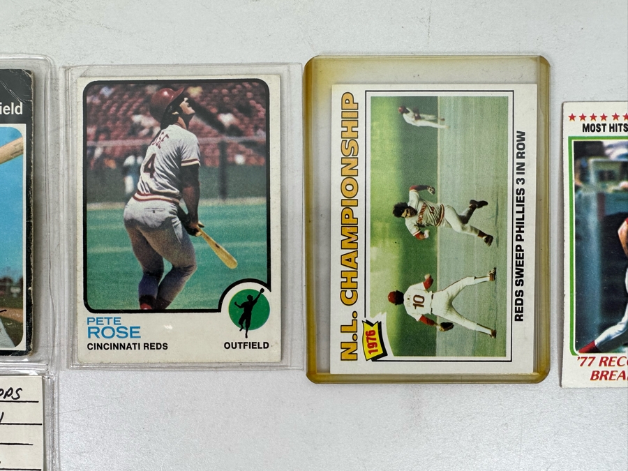 Fourteen Pete Rose Baseball Cards Starting From 1968 Through The Reds Manager Years In 1987 [Photo 4]