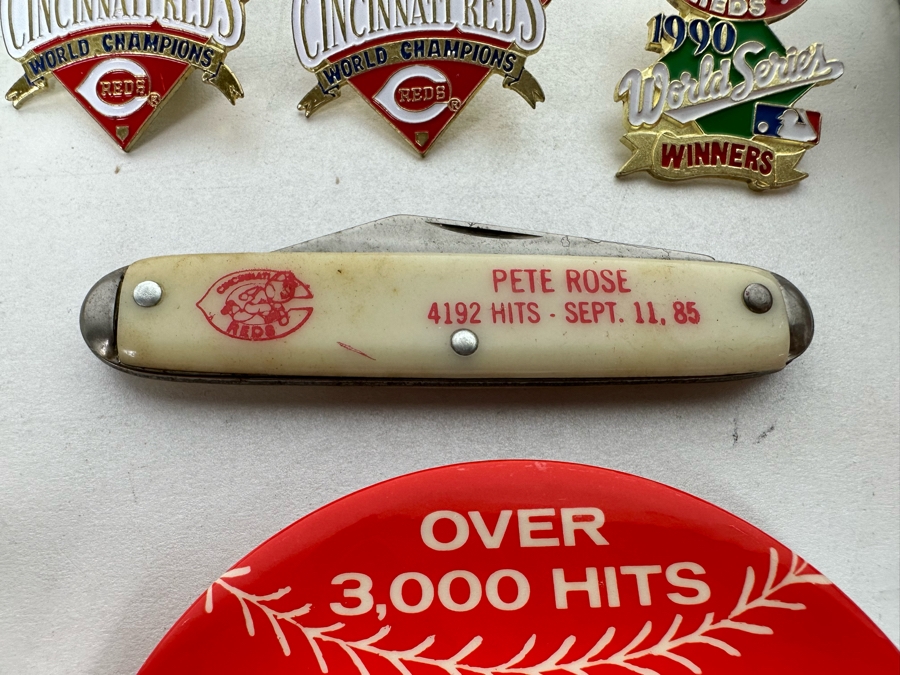 Pete Rose Baseball Collectibles Including Pocket Knife, Various Pins, Watch, Unopened Pete Rose Pepsi Playing Cards, Lou Piniella Cincinnati Reds Playing Cards, Button And More - See Photos [Photo 17]