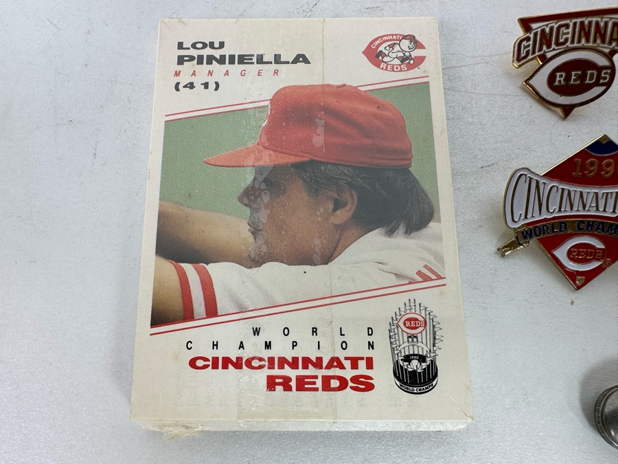 Pete Rose Baseball Collectibles Including Pocket Knife, Various Pins, Watch, Unopened Pete Rose Pepsi Playing Cards, Lou Piniella Cincinnati Reds Playing Cards, Button And More - See Photos [Photo 12]