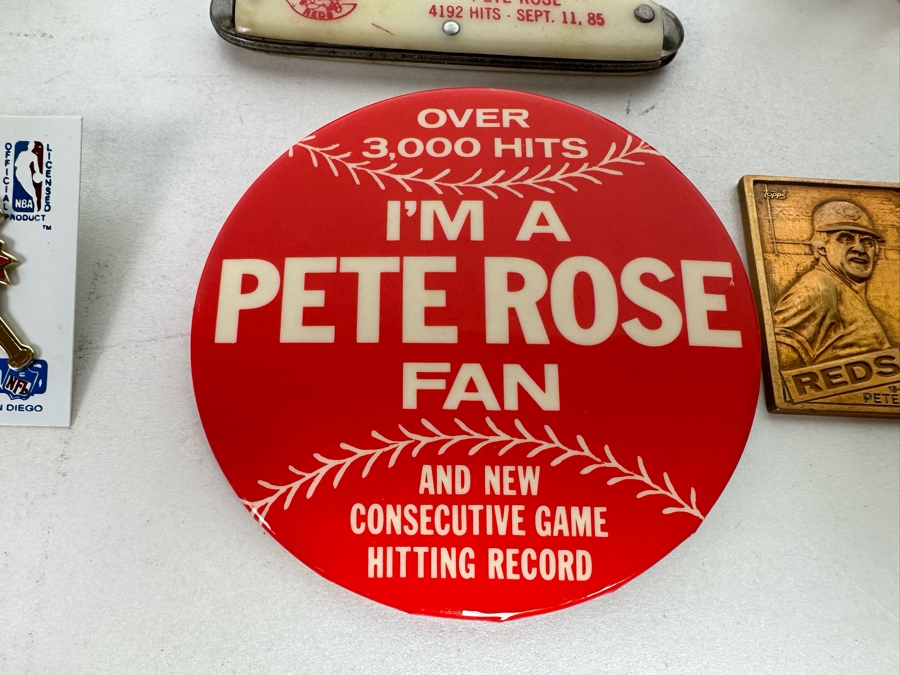 Pete Rose Baseball Collectibles Including Pocket Knife, Various Pins, Watch, Unopened Pete Rose Pepsi Playing Cards, Lou Piniella Cincinnati Reds Playing Cards, Button And More - See Photos [Photo 18]