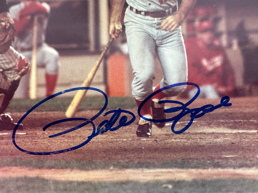 Autographed 8 X 10 Pete Rose Photograph With Certificate Of Authenticity [Photo 6]