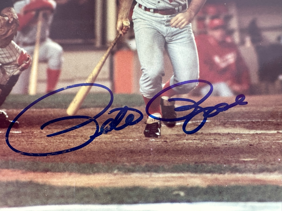 Autographed 8 X 10 Pete Rose Photograph With Certificate Of Authenticity [Photo 7]