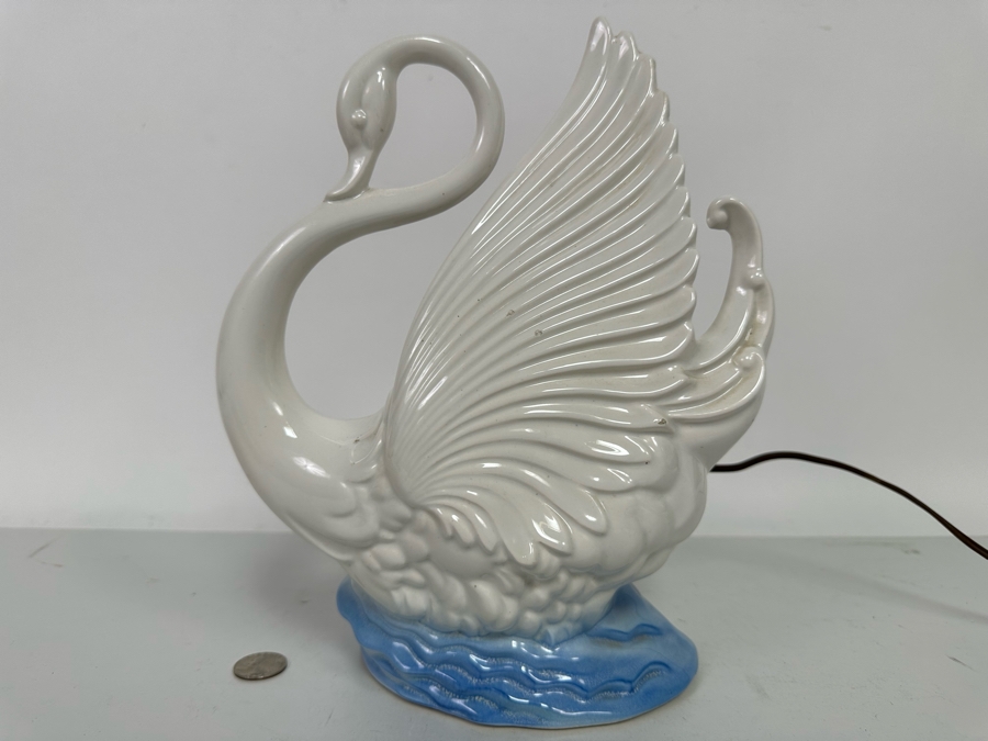 Vintage 1950s Maddux Of California Ceramic White Swan Planter And Lamp 9W X 5D X 12H [Photo 2]