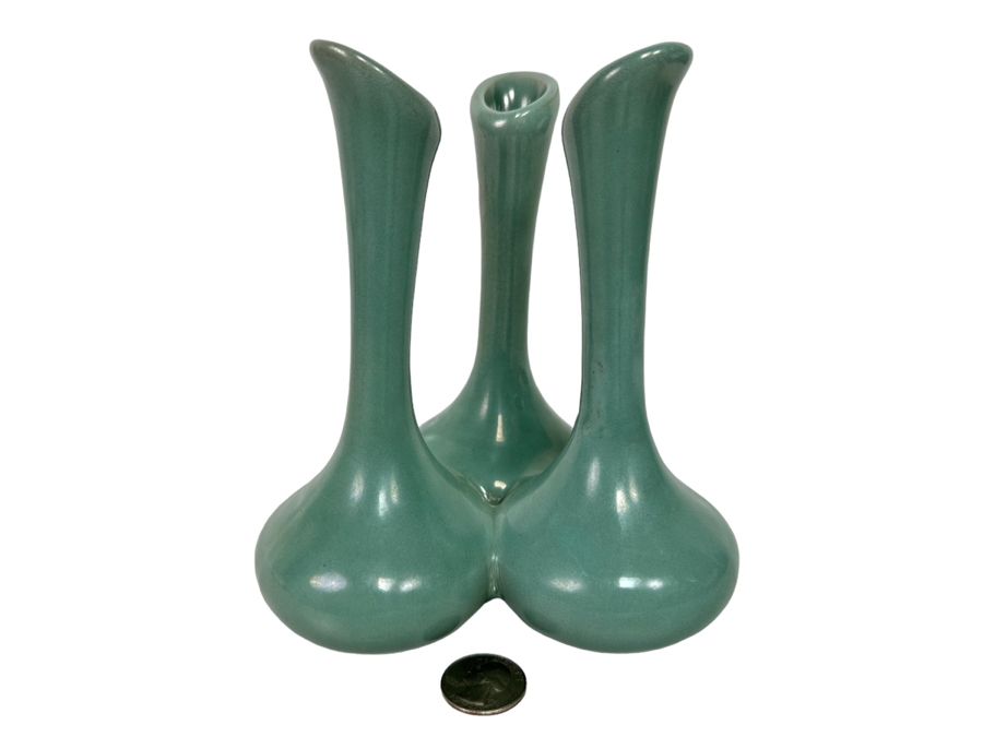 Vintage Van Briggle Art Pottery Triple Bud Vase Colorado Springs, CO 7H [Photo 1]