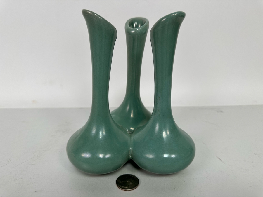 Vintage Van Briggle Art Pottery Triple Bud Vase Colorado Springs, CO 7H [Photo 4]