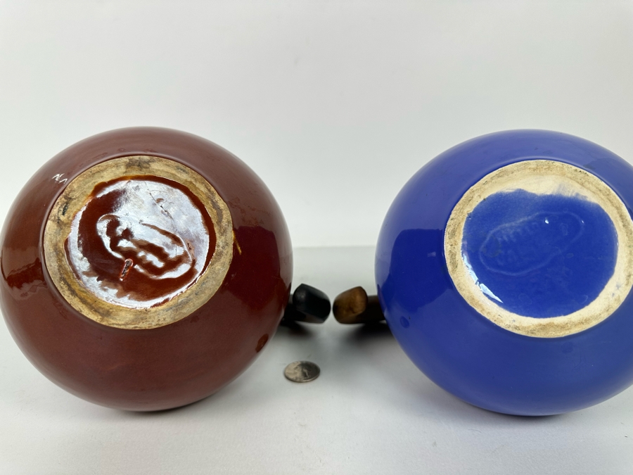 Pair Of Vintage Metlox Pottery Pitchers Carafes With Wooden Handles 7H [Photo 11]