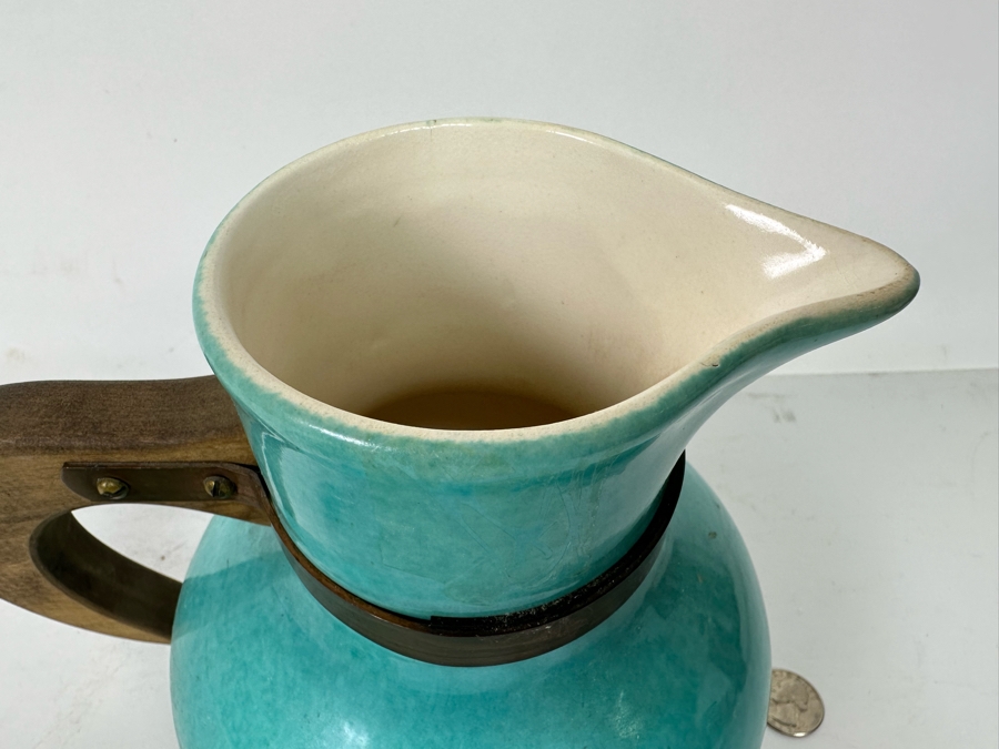 Vintage Mid-Century Modern Light Blue Pottery Pitcher With Wooden Handle And Lid Unmarked 8.5H [Photo 8]