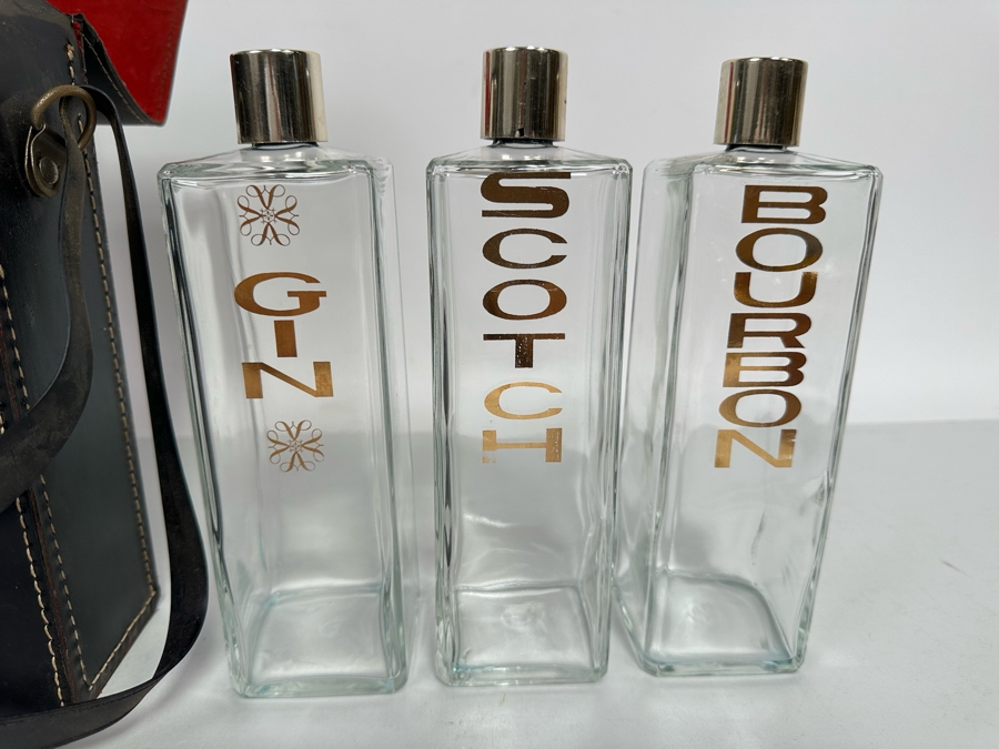 Set Of Two Retro Gin, Scotch & Bourbon Glass Bottles Barware 8H 6 Bottles Total [Photo 4]