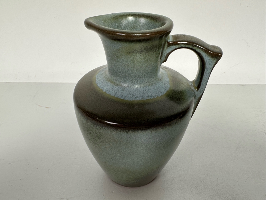 Three Mid-Century Pottery Pieces: Monterey Pottery Starfish Sculpture 8.5W, Hull Pottery Three Section Ball Planter 9.5W And Small Frankoma Pottery Vessel 5H [Photo 15]