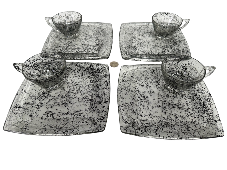 Set Of Four Mid-Century Modern Hazel Atlas Spaghetti Glass Snack Luncheon Plates 8W With Cups 8 Pieces Total [Photo 1]