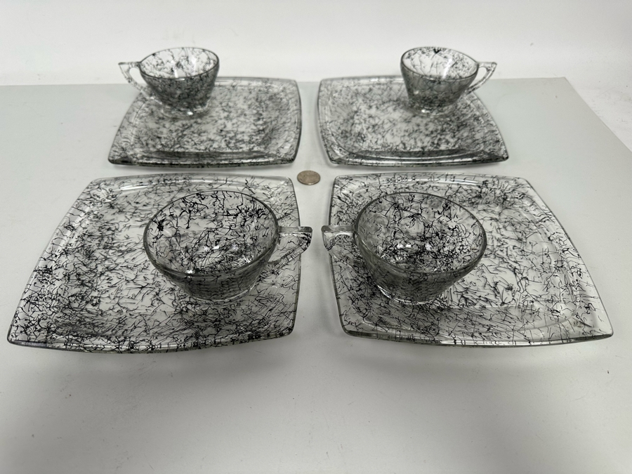 Set Of Four Mid-Century Modern Hazel Atlas Spaghetti Glass Snack Luncheon Plates 8W With Cups 8 Pieces Total [Photo 3]