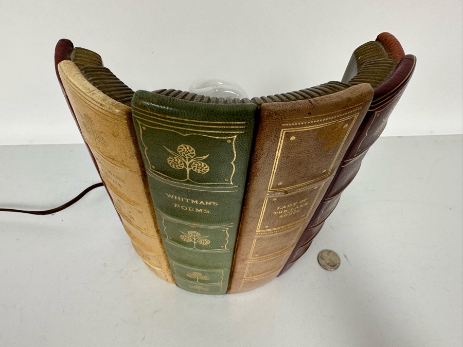 Vintage Antique Book Themed Table Lamp 8W X 6.5D X 10H [Photo 4]
