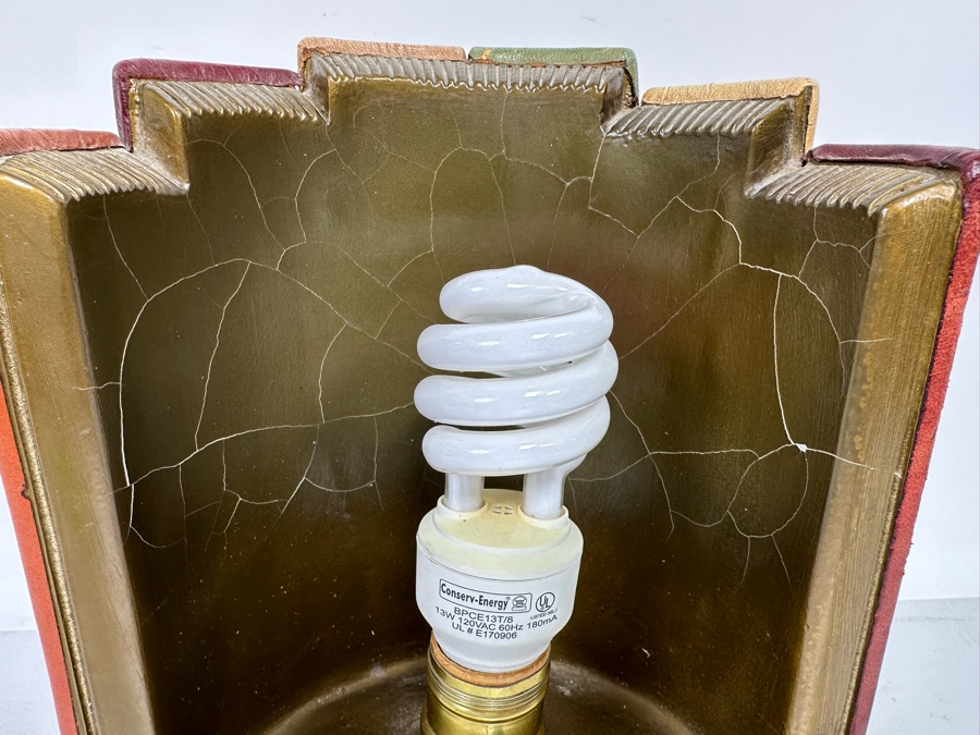 Vintage Antique Book Themed Table Lamp 8W X 6.5D X 10H [Photo 9]